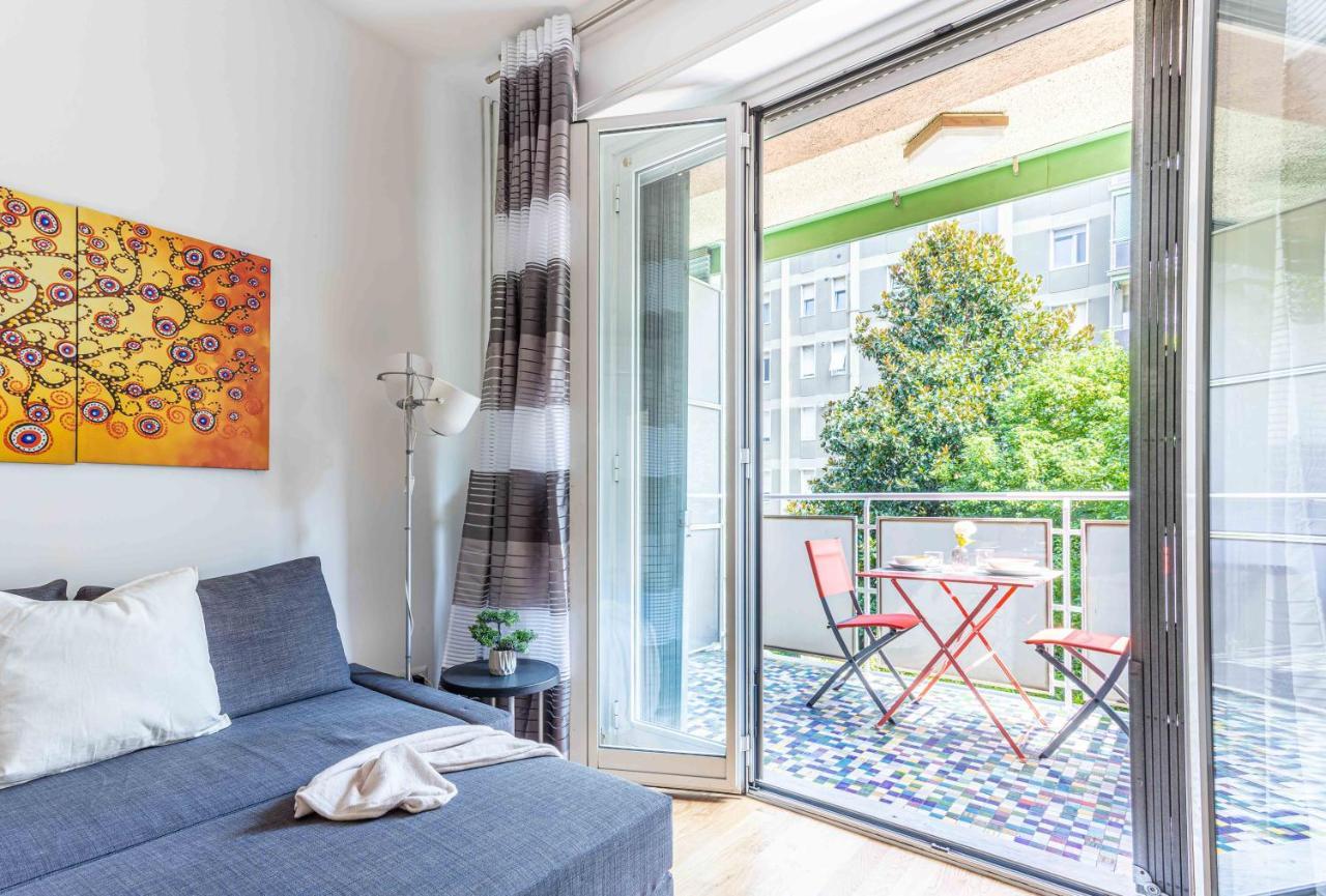Joivy Adorable Flat With Balcony Apartment